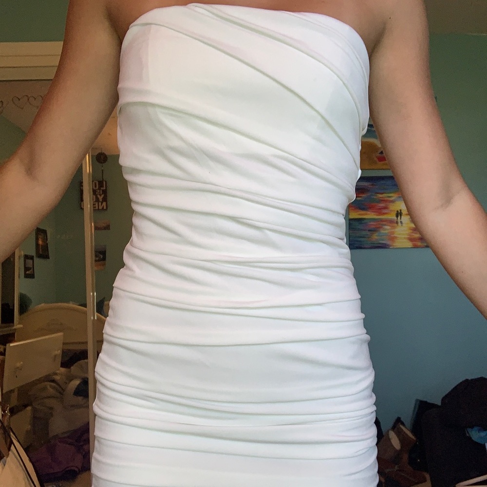 Charlotte Russe strapless white ruffle dress, XS - Picture 4 of 6